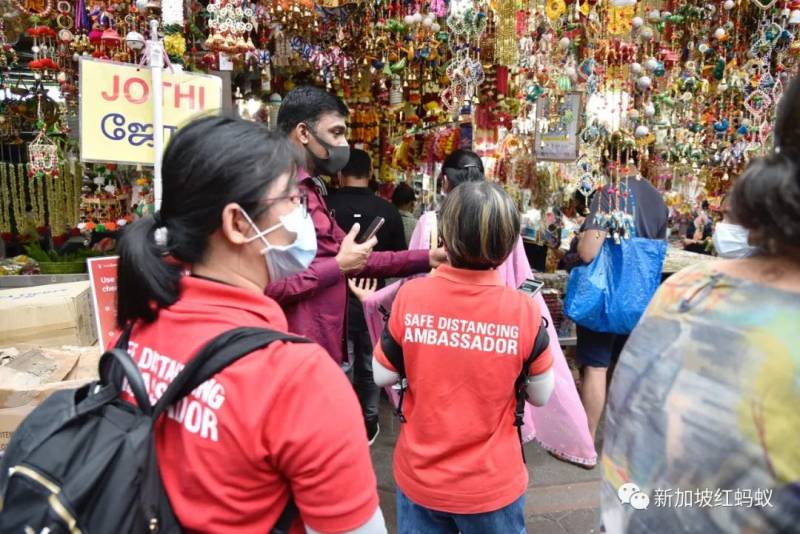 別因“新加坡紅螞蟻”提醒你戴口罩而生氣 　李顯龍：他們只是在盡忠職守