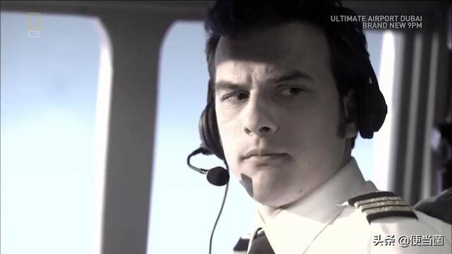 97年新加坡航班坠毁,疑机长携乘客殉亡,林俊杰为亡者写歌纪念