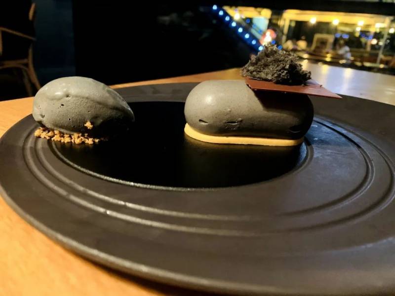 聽說這家馬上就要評上米其林後漲價？帶你探店Akira Back