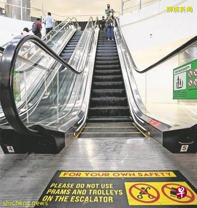 七旬伯失足滾落電扶梯 嚇壞老伴手足無措