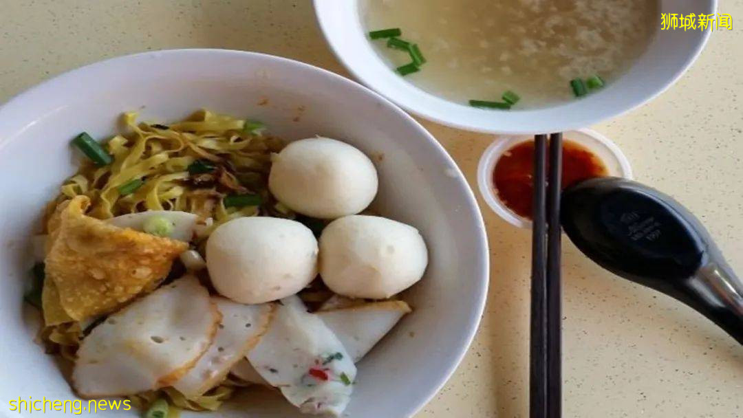 因爲說了這句話，她在新加坡被同事砍了7刀