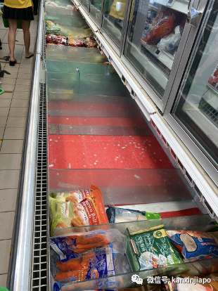 史无前例!今天,新加坡全岛按下“暂定键” | 新增X例,累计X