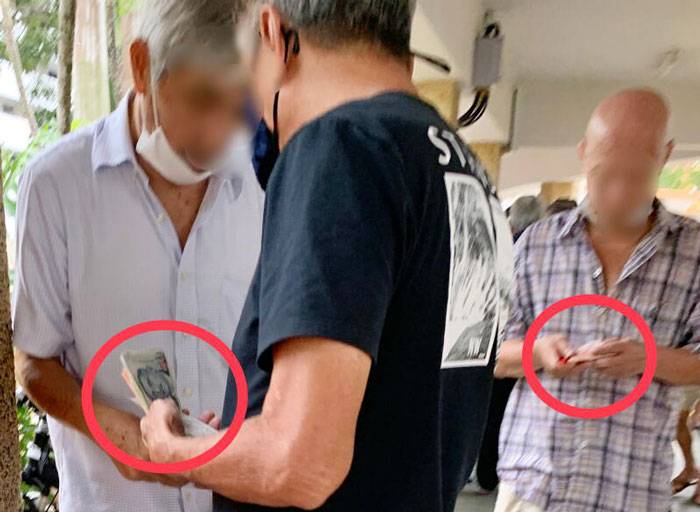 群聚咖啡店 霸走廊 阿叔阿嫂持鈔票賭馬