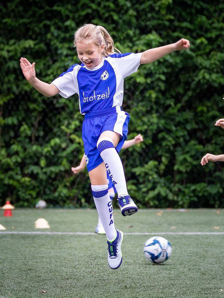 4歲就可以開始學足球~新加坡18家足球俱樂部，有離你最近的嗎