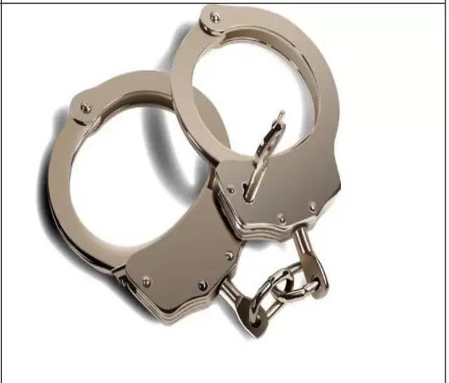 带防狼喷雾、玩具枪上街!你违法啦