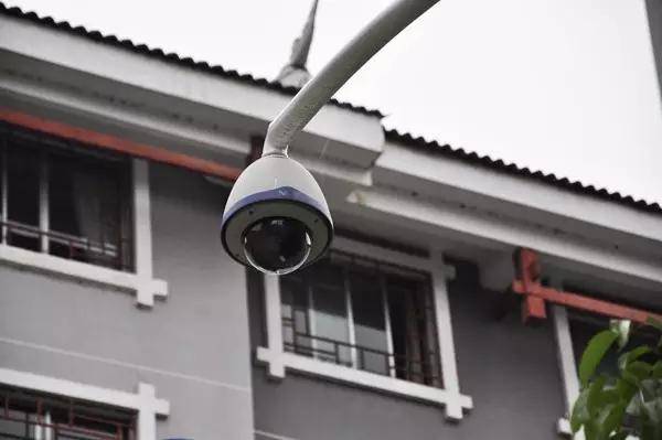 公寓外装摄像头?这个操作在新加坡是违法的