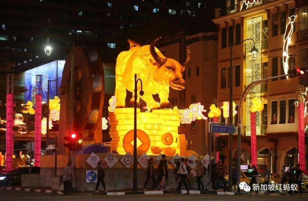 李显龙总理新春报喜:金牛带来新希望, 全民接种疫苗年内有望搞定