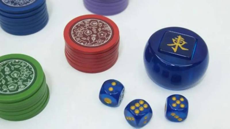 新加坡航空推出限量版“麻将套装”,融合蜡染及飞行设计元素,每套仅需新币338