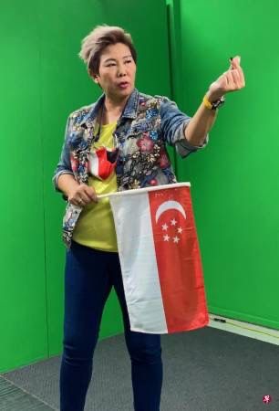 狮城国庆日 艺人齐欢庆 林益民穿红衣祝福