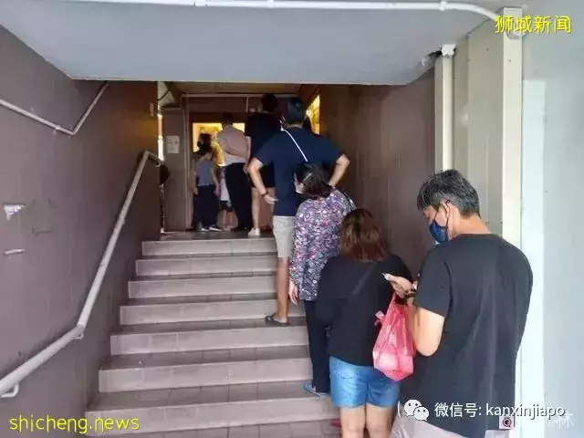 在新加坡"美食四大天王"红星酒家吃早茶,人气不减当年