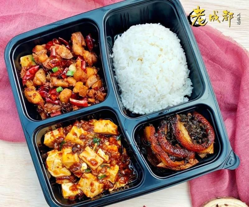 老成都入驻小坡岛外卖，为NTU和NUS学生提供套餐