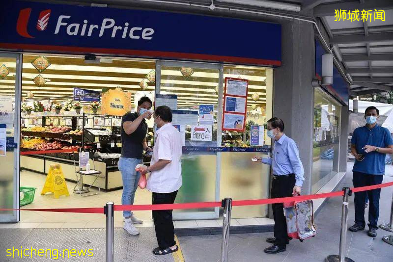 獅城熱點 新加坡“中國領事”APP首批證件申請辦妥發出