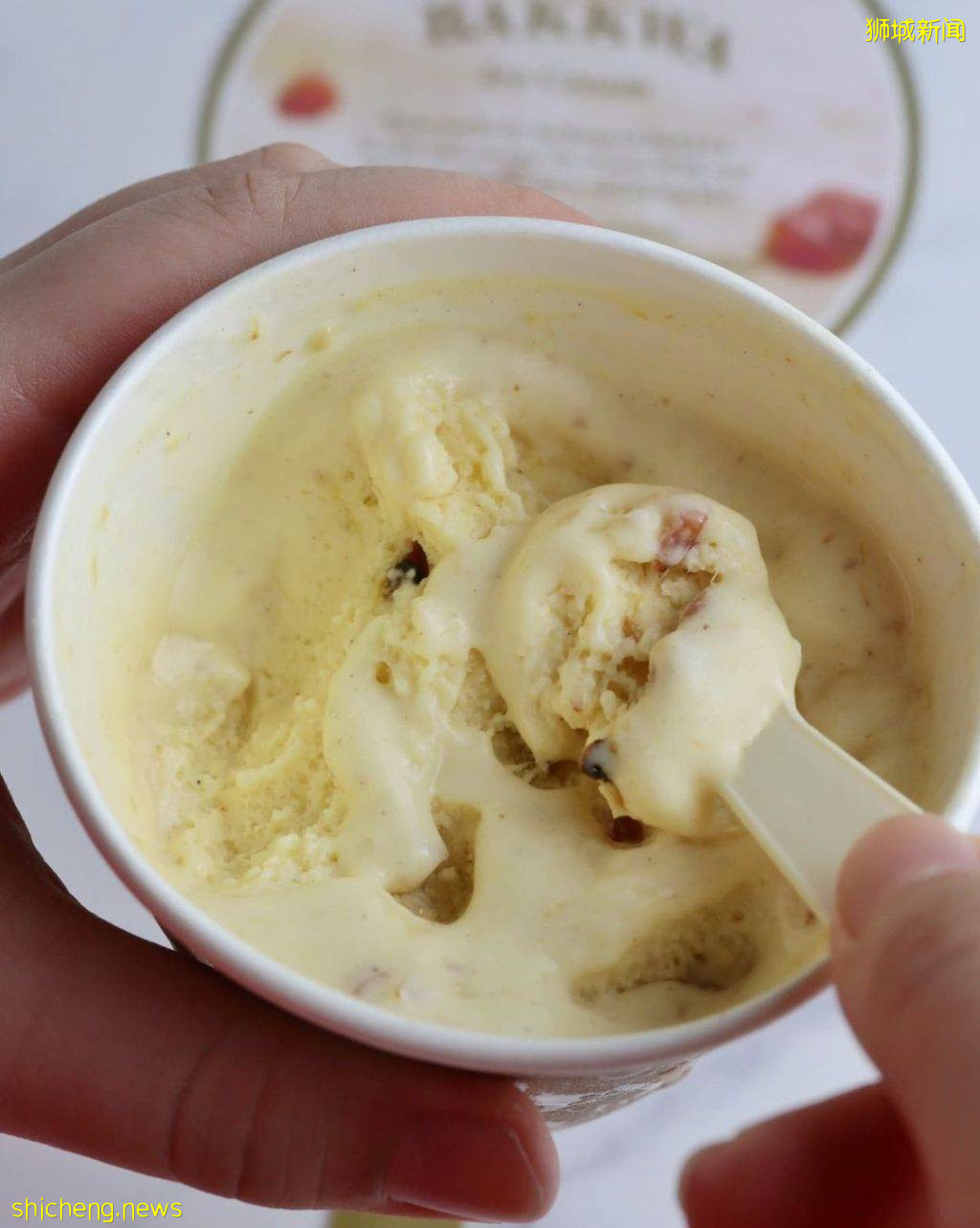 美珍香肉幹。。冰激淩？！OMG完全不敢想像🤣趕緊Try一下