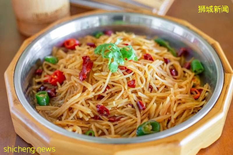 新加坡唯一的徐州餐厅开启送菜模式!招牌菜买一送一