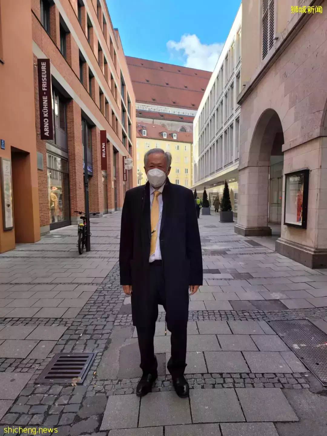 英國女王宣布確診!新加坡部長剛從新冠康複,馬上出國開會