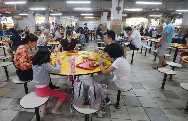 新加坡将在保证公众安全前提下恢复经济活动，拟推四大策略安全重启经济