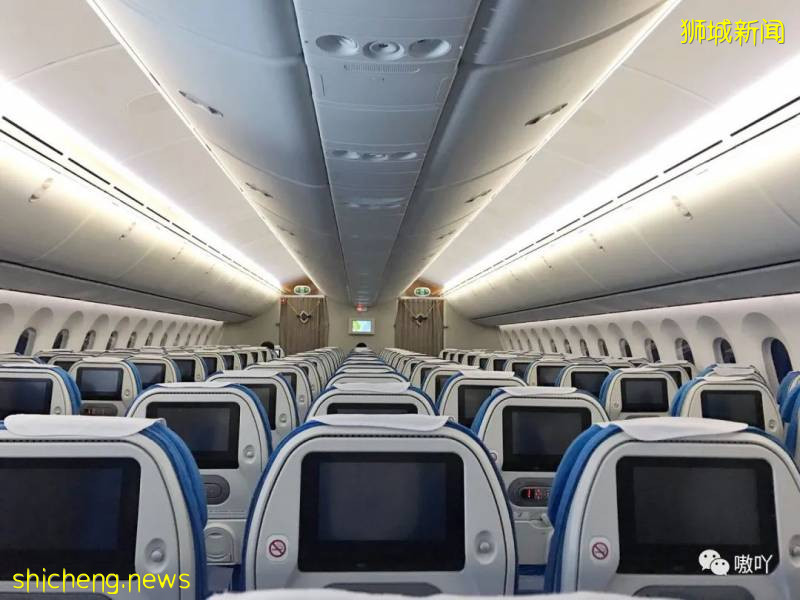 为了回新加坡,一家3口买高价票,隔夜中转28小时