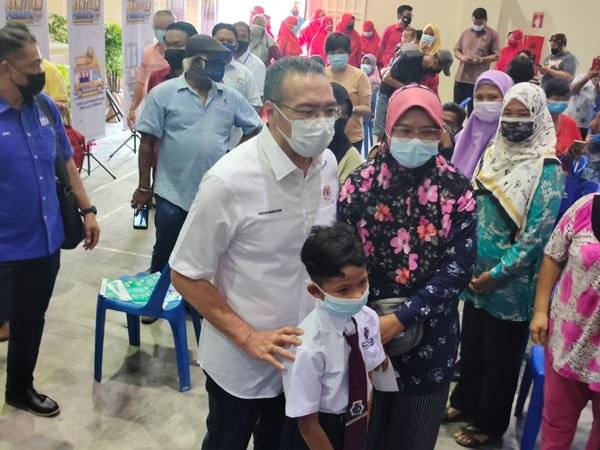 慕尤丁与希山下月访新 讨论马新开放国门