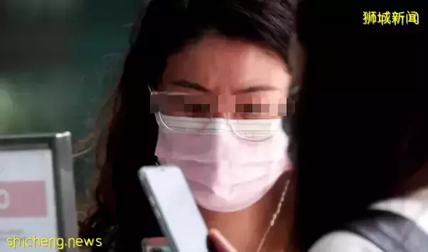 上司贪污!新加坡女经理收5万新币封口费,全拿来买名牌包