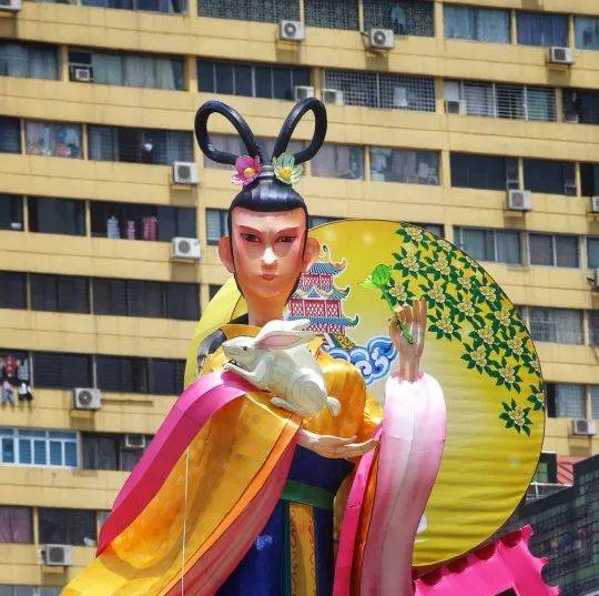 牛车水庆中秋线上亮灯开幕,今年的Q版嫦娥您可还满意