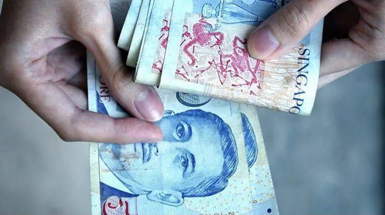 新加坡小康家庭每月賺多少錢?揭秘新加坡中産現狀