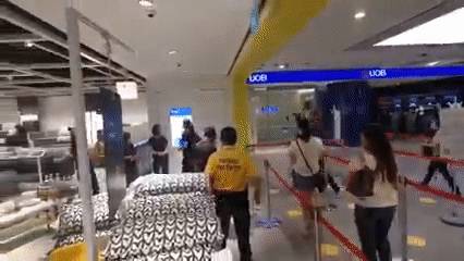 實拍!新加坡西部宜家新店開業擠爆了,門外等了2000人