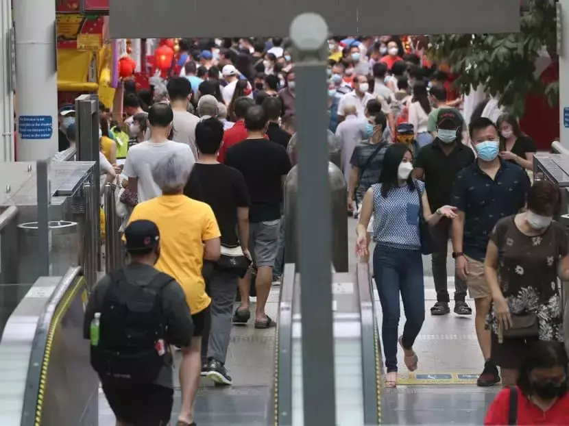 外媒:新加坡已放棄抵抗!李顯龍總理談抗疫內幕!英國正式徹底放飛