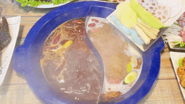 吃火锅自助就送烤鱼！好来屋年终劲爆福利已上线