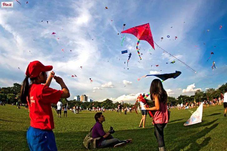 玩膩了遊樂場？來新加坡這7個地方放風筝吧，給孩子難忘的童年回憶