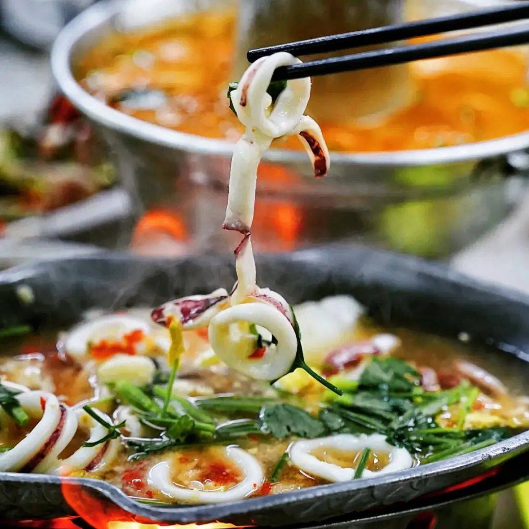 獅城的雨季來一口熱辣暖胃的“冬陰功湯”，整個人仿佛回到泰國