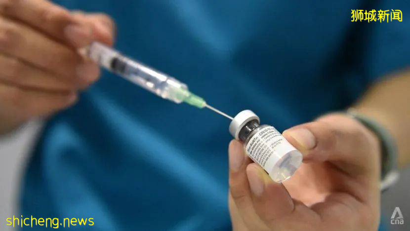 22萬+疫苗、40噸液氧、30萬個檢測儀!新加坡給這些國家送去物資