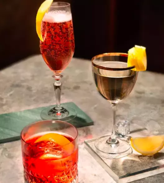 玩在獅城 新加坡這幾個氛圍感絕佳的Hidden bar喜歡品嘗美酒的你一定不能錯過