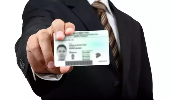 最新!4天後,新加坡20個新政開始生效!明年這類人不能申請、更新PR和准證