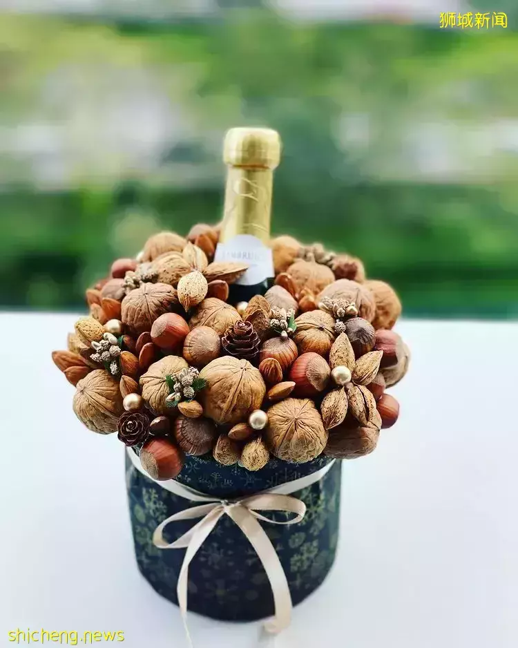 买花不再浪费钱!100%可食用的花束,结合水果+坚果+干果+甜食等材料,全岛首创💐