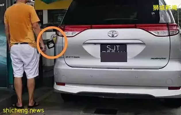 首个解封周末!新加坡全岛到处是人,机场、酒吧、商场,连新山也挤满!或进一步解封