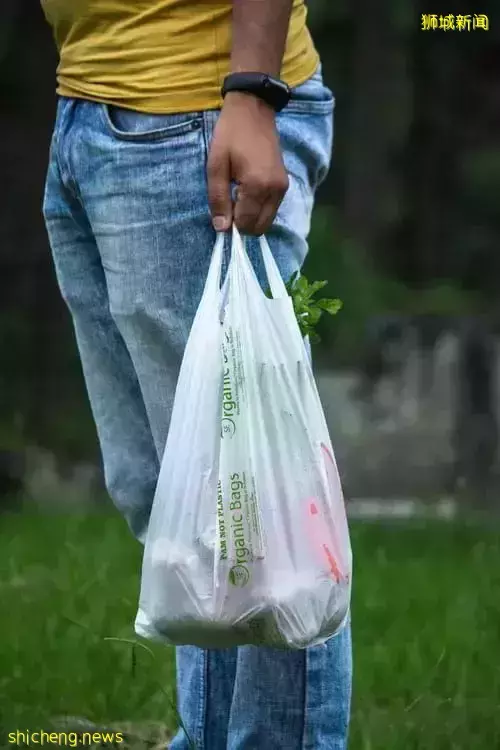 超市将对一次性袋子收费,环保是真,涨价也是真
