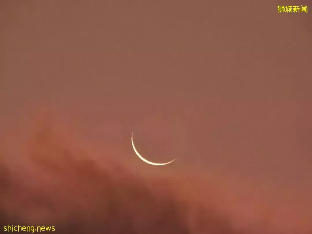 朋友圈刷屏！新加坡天空奇景再現，一波美圖襲來！太美了