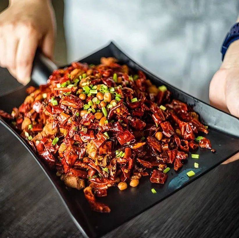 重拳出擊！獅城烤魚屆的扛把子選手們全集合