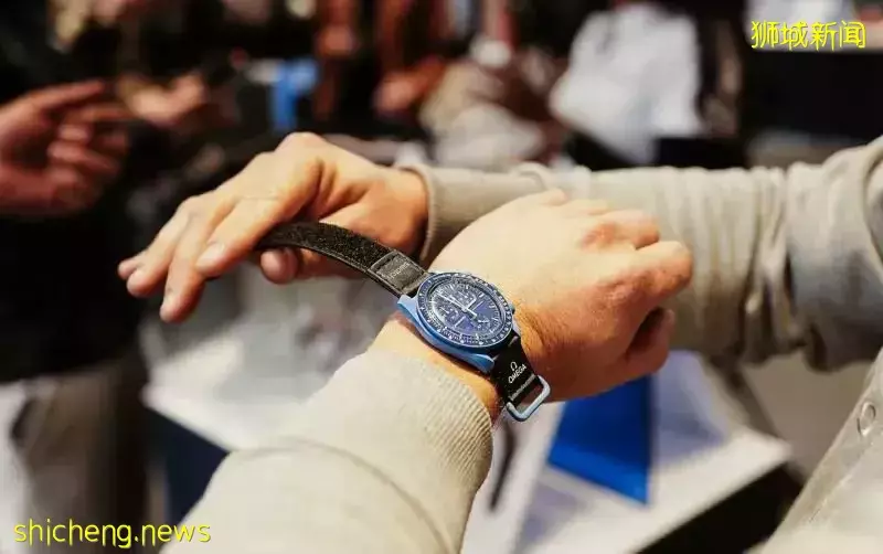 以Swatch价格拥有Omega到底靠谱吗?新加坡表迷为何疯抢