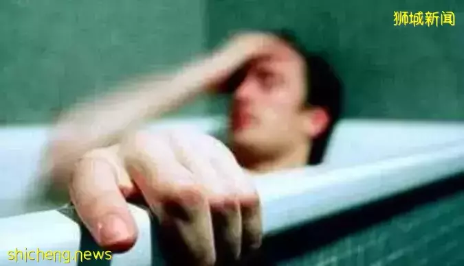 新加坡67岁安哥花近两万壮阳结果...网友安慰：幸亏没有丁毁人亡