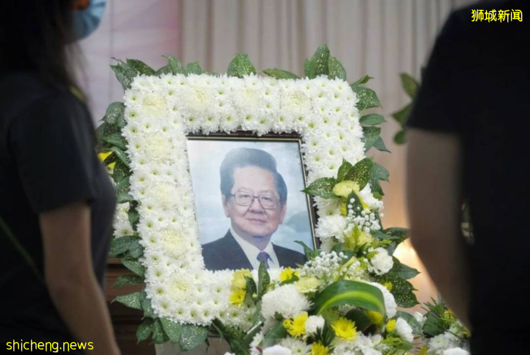 新加坡又14人死亡,竟有銀行前總裁!昨天起,每戶10個免費檢測儀