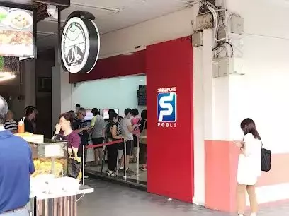 8人平分1900萬新幣！新加坡全民瘋狂買彩票、鋪滿整個房間！他連中頭獎+二獎