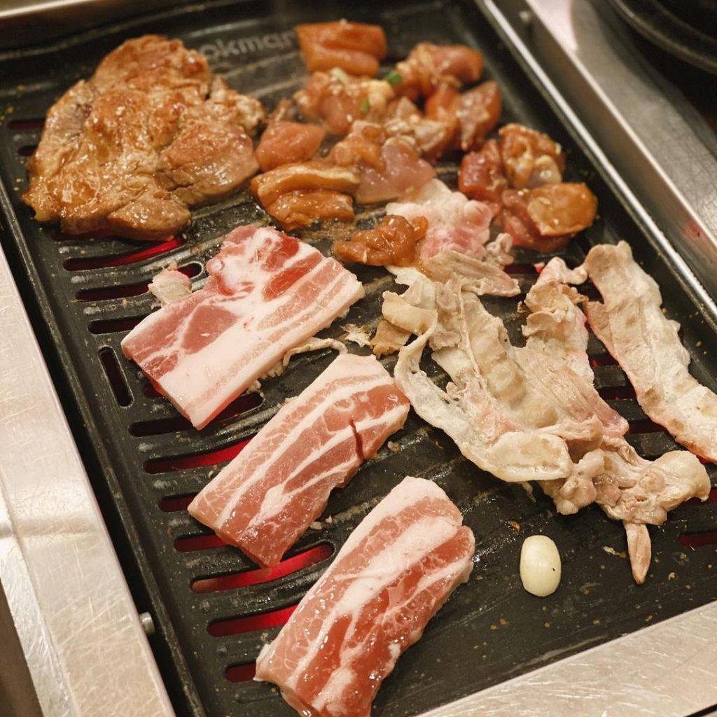 人均S$23++无限量吃肉肉😍ManNa Korean Restaurant烤肉自助餐，牛/鸡/猪肉任你吃🔥3人同行1人免费