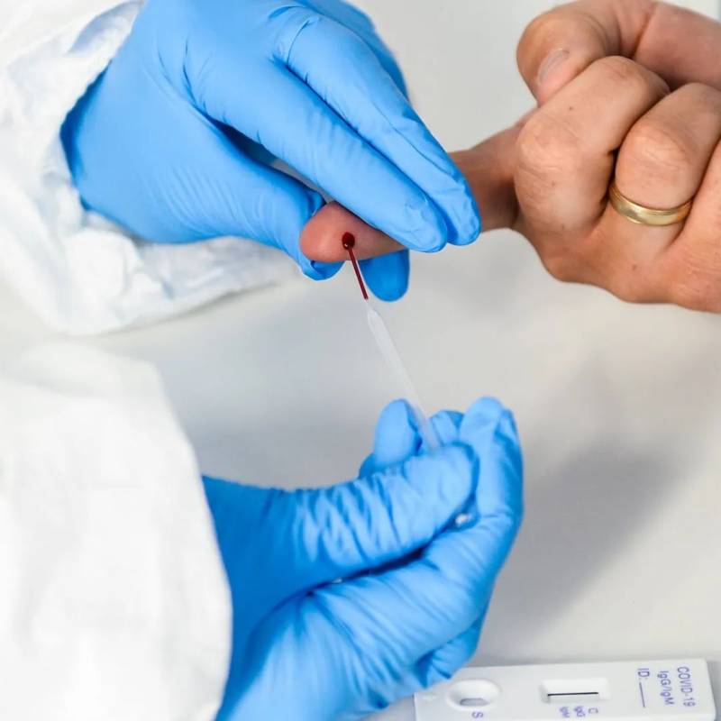 再也不用戳鼻孔！新加坡发明的超舒适新冠检测方法来啦