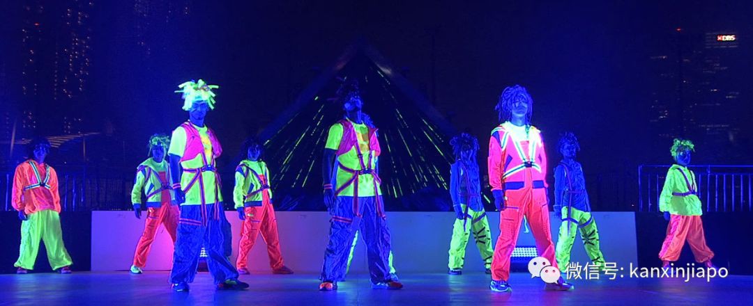 超酷炫！2020跨年烟火，无人机方阵，灯光秀照亮新加坡