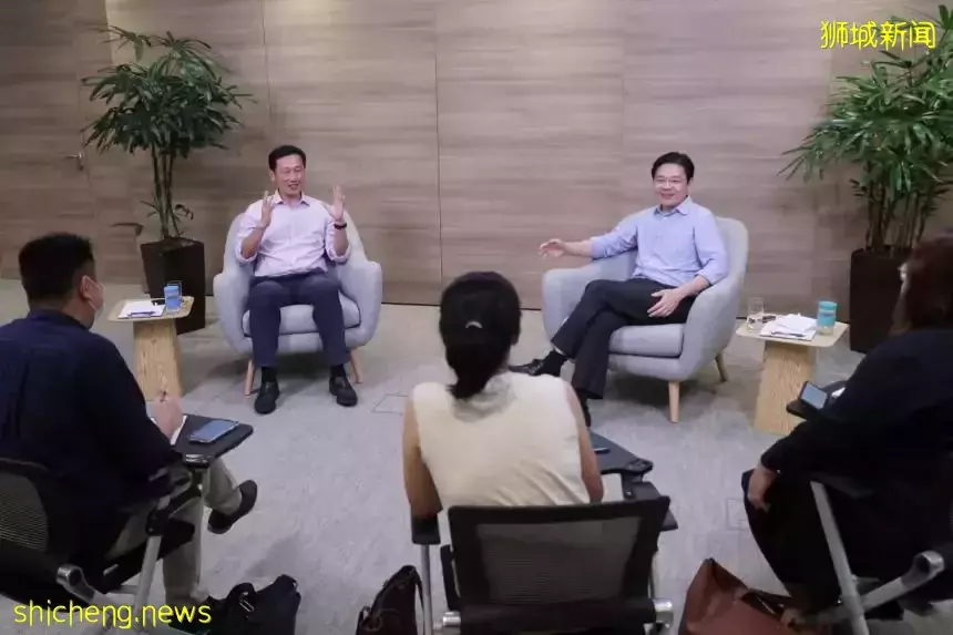 首个解封周末!新加坡全岛到处是人,机场、酒吧、商场,连新山也挤满!或进一步解封