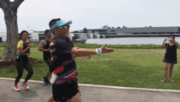 9天、200人、2000公里,新加坡总统都参与的义跑开赛了!