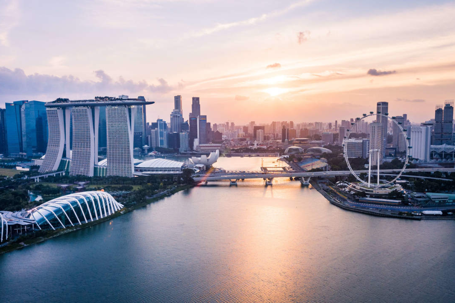 新加坡贸工部再次下调经济增长预测，部长陈振声强调疫情之下危与机并存