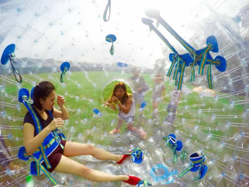 新加坡超大網紅氣球來啦！$35就能玩，翻滾跳躍，還能上山下海，太刺激了