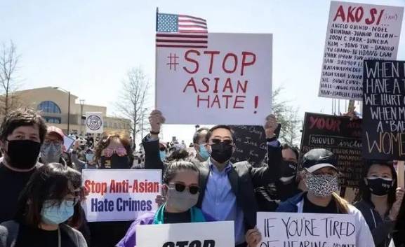 “美国太可怕了!我选择申请PR,留在新加坡工作和生活~”